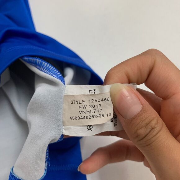 Under Armour T Shirt Women S Small Surf Blue Fitted Batman Logo Heatgear Wicking - Picture 10 of 12